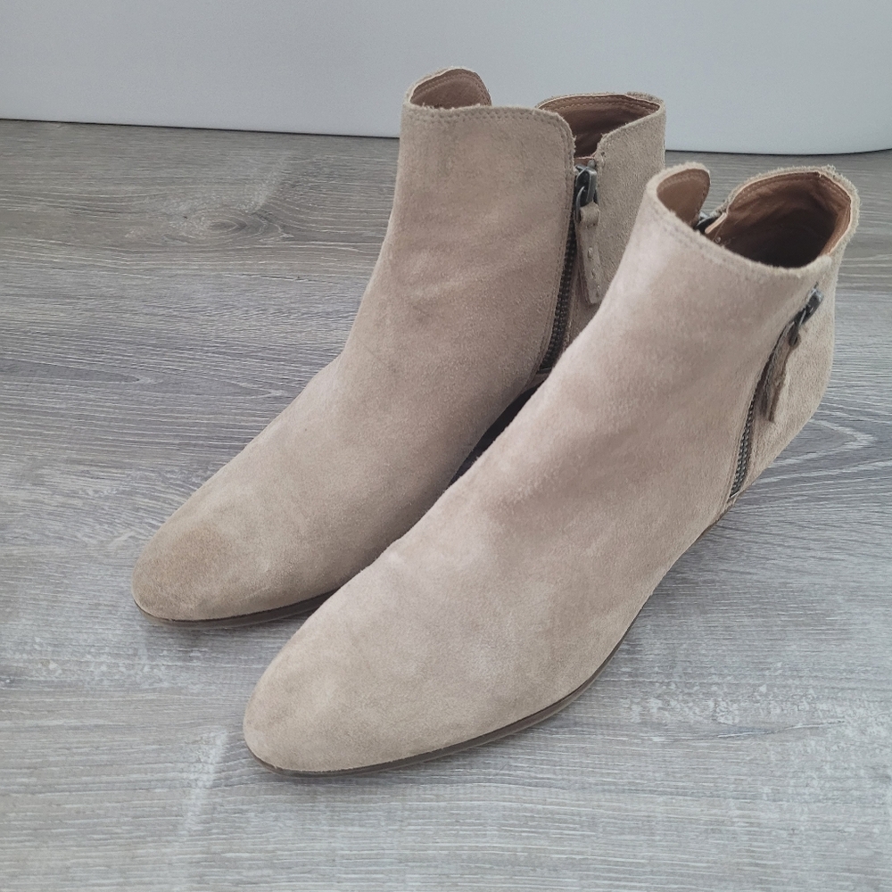 Frye & Co suede ankle boots - Picture 4 of 9